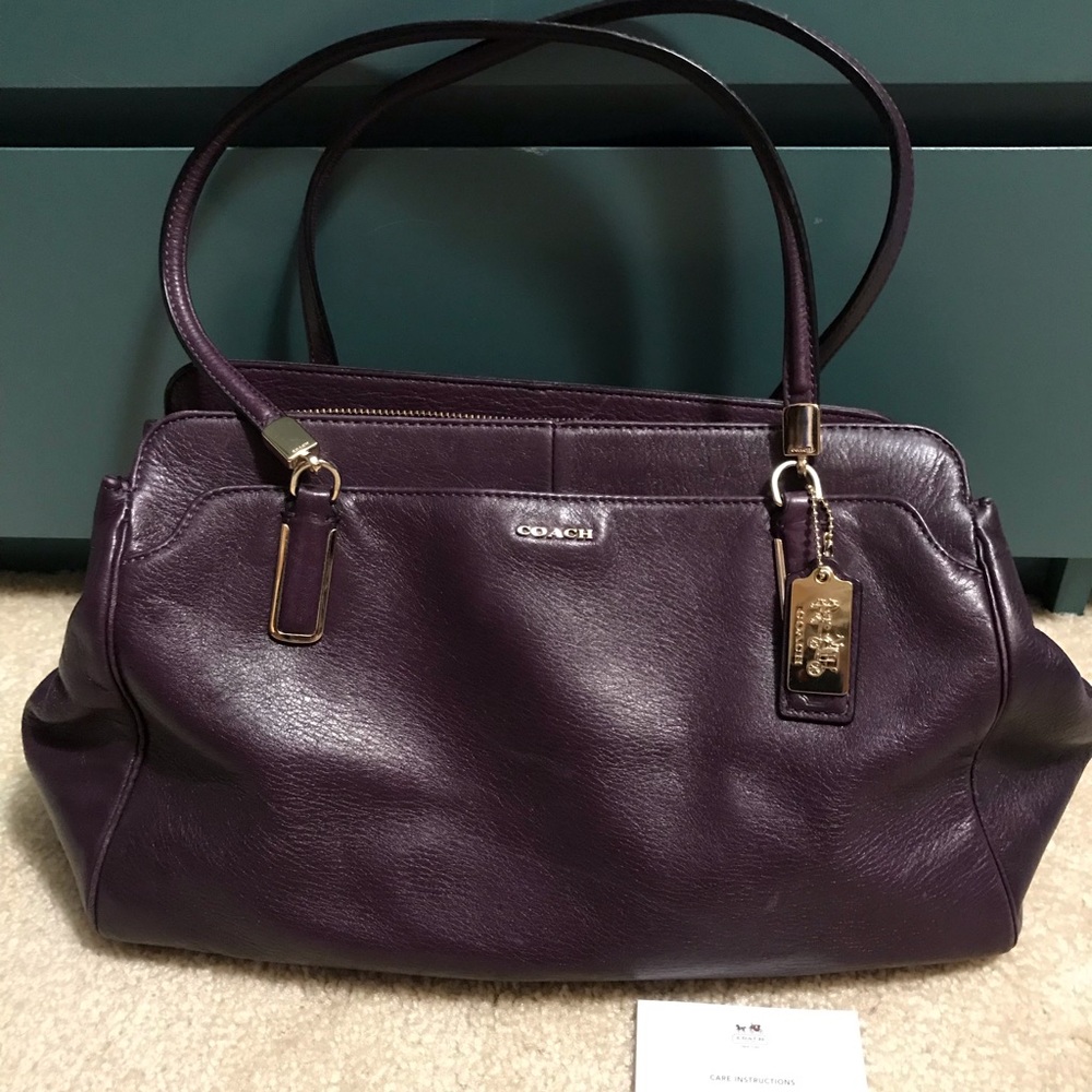 Coach Purple Leather Shoulder handbag
